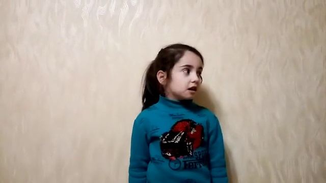 Габолаева Арина читает стихотворение "У лукоморья дуб зеленый..." смотреть онлайн