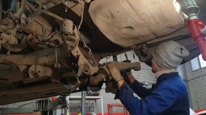 мазда 6. вся задняя подвеска. замена сайлентов и пару рычагов.