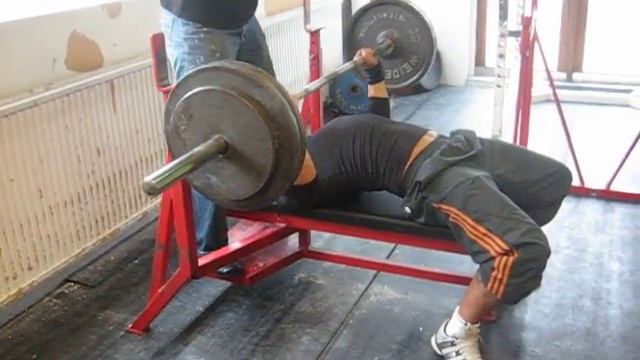 Magnus benchpress 130kg x 2 reps смотреть онлайн