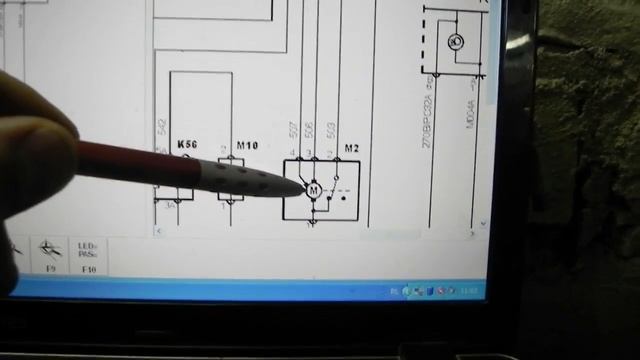 НЕ РАБОТАЕТ СТЕКЛООЧИСТИТЕЛЬ ПЕЖО 406(СИТРОЕН)