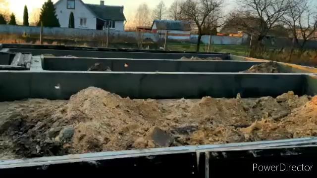 С ЧЕГО НАЧАТЬ СТРОИТЬ ДОМ смотреть онлайн