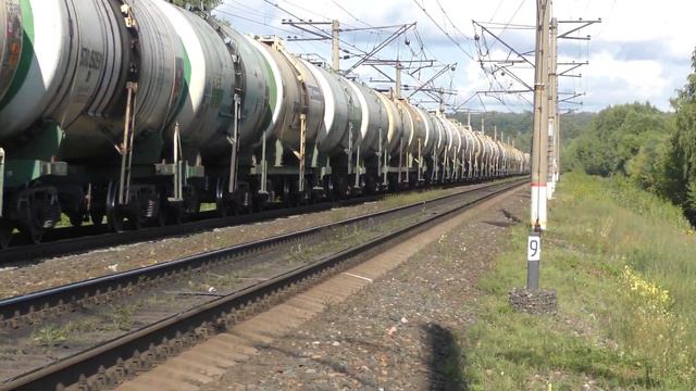 Медленный ВЛ80С-1490 с цистернами смотреть онлайн