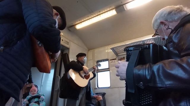 Оркестр Бродяги (в электричках Спб) смотреть онлайн