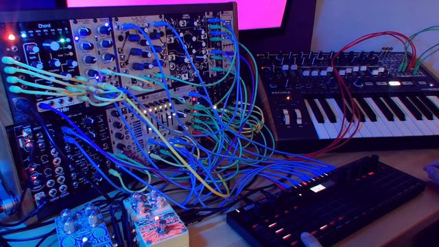 Home - Resonance - Modular synthesizer and SQ-64 cover смотреть онлайн