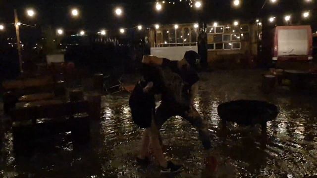 Maykel Fidel & Alexandra - Dancing Bachata In The Rain (Part 1) | Rihanna - Needed Me смотреть онлайн