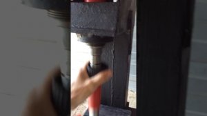 Самодельный :Г: образный гидравлический пресс.