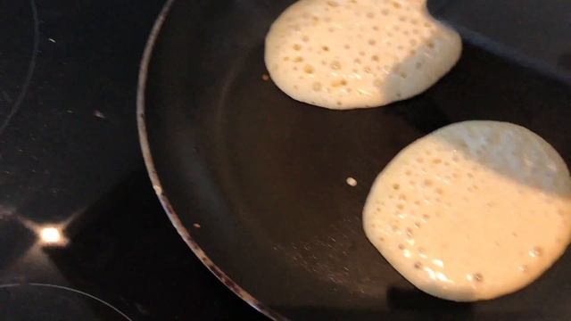 Scottish Pancake Recipe | Pancake Day | Shrove Tuesday смотреть онлайн