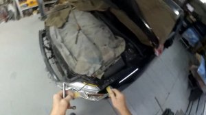 Как открутить и закрутить болты или гайки крепления капота,крыльев и дверей, не повредив краску .