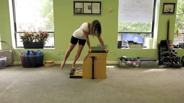 PILATES CHAIR WORKOUT смотреть онлайн