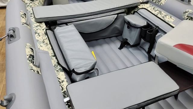 Лодка Скат 390fi пластиковый транец камуфляж
