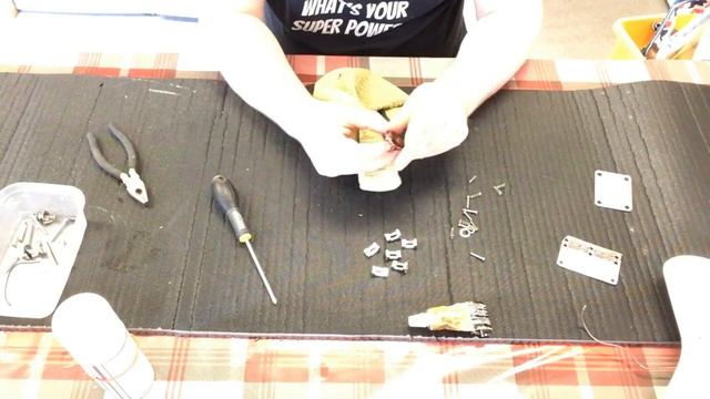 Squire Mini By Fender смотреть онлайн