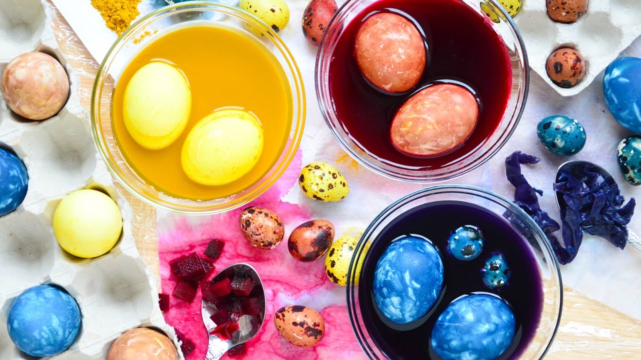 Окрашивание яиц капустой, свеклой, куркумой ☆ Только натуральные красители!.mp4 смотреть онлайн