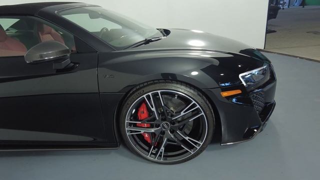 Virtual Tour : 2022 AUDI R8 V10 PERFORMANCE смотреть онлайн