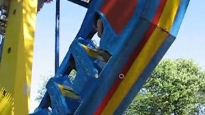 Атракцион "Камикадзе" г.Ростов-на-Дону . 2012г