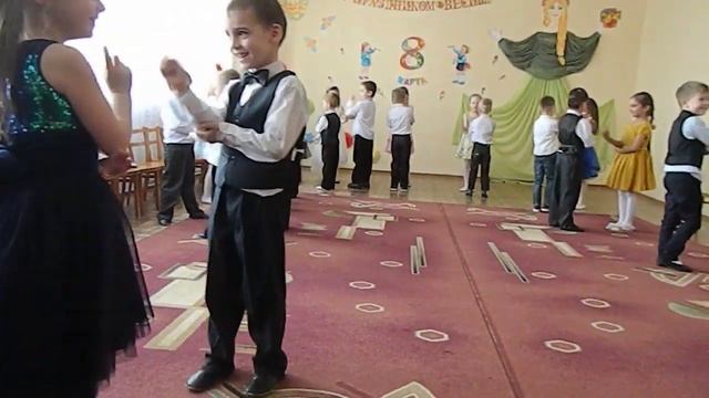 Танец Полька "Ну смотри, не шали, ну и до свидания!" смотреть онлайн