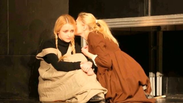 "Жила-была одна блоха..." смотреть онлайн