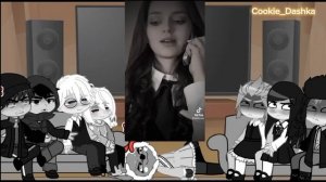 Реакция персонажей Tiny Bunny из прошлого на их будущее.