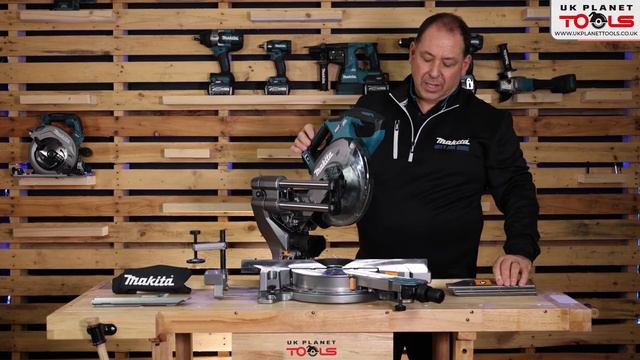 Makita XGT Review: Using the LS002 Sliding Compound Mitre Saw | UK Planet Tools смотреть онлайн
