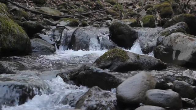 Шум воды горной реки. смотреть онлайн