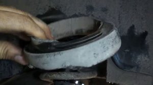 Шеви Нива= задевание задней пружины о клык