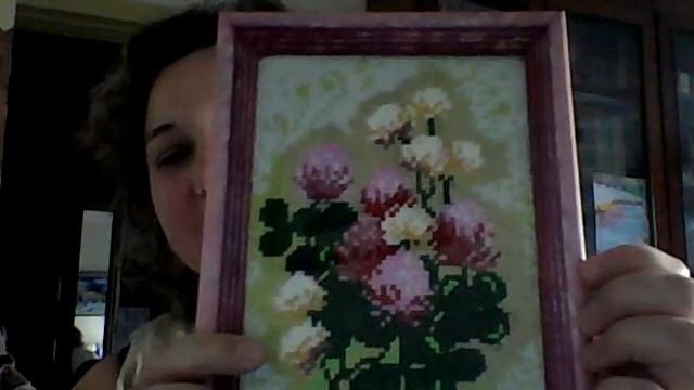 Вышивка крестом. Моя первая работа в вышивке крестом"Цветы клевера" шерстяными нитками. смотреть онлайн