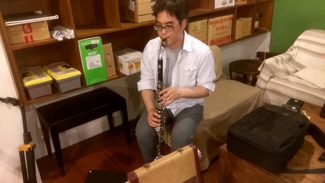 Mr. Y & Selmer Basset Horn смотреть онлайн