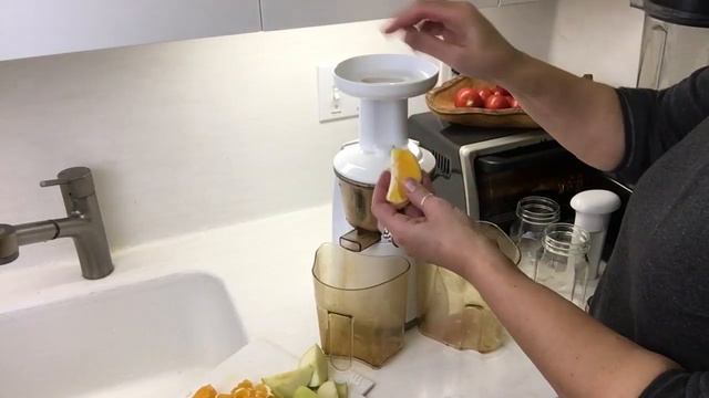 Juicing For Weight Loss // Orange Ginger Lime Juice // Juicing Recipes For Beginners смотреть онлайн