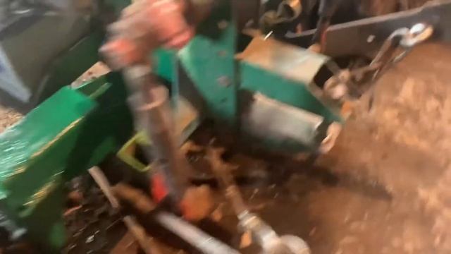 Минитракор из луаза( доработки заднего моста для полного привода) смотреть онлайн