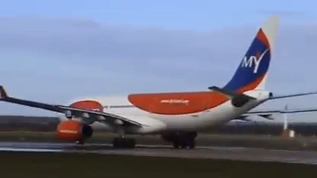 My Travel A330 Take-Off Manchester смотреть онлайн