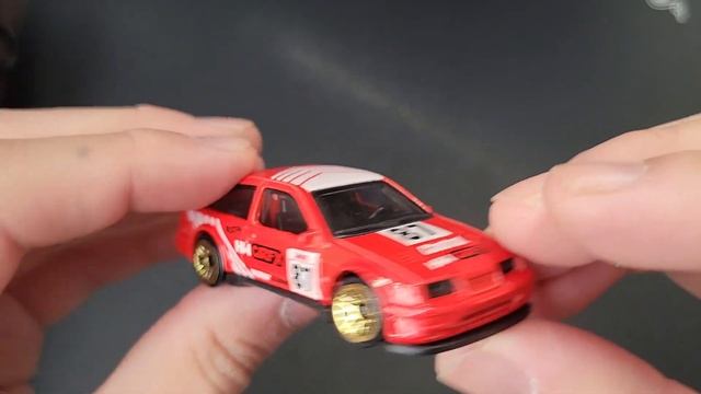 Hot Wheels '87 Ford Sierra Cosworth (red) Unboxing. #HotWheels #Ford #Castrol #Bilstein. смотреть онлайн