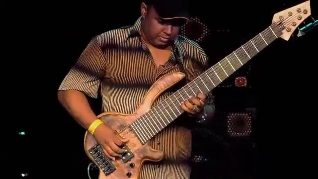 7 string - Bass Solo - Roy Croes - Bee Basses смотреть онлайн