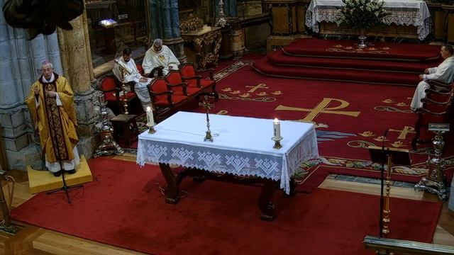 Santa Misa - S. I. Catedral de Lugo смотреть онлайн