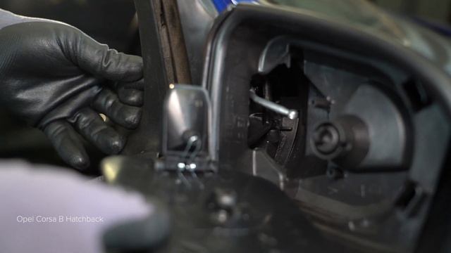 How To Change Glass For Wing Mirror OPEL CORSA S93 [TUTORIAL AUTODOC]