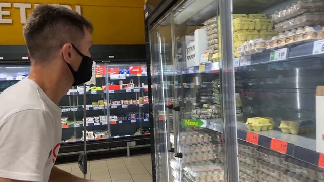 SĂRAC vs BOGAT la magazin смотреть онлайн