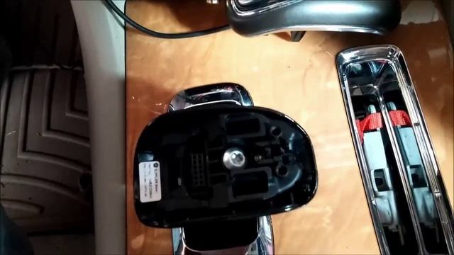 Shifter & Center Console Removal 8 Spd Chrysler 300 смотреть онлайн