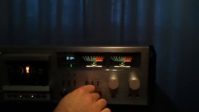 Mitsubishi DT-40 Cassette Deck