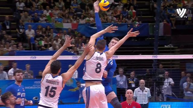 He is NOT HUMAN !!! 218cm Tall Volleyball Giant Dmitriy Muserskiy (HD) смотреть онлайн