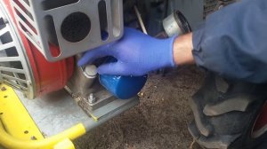 Уровень масла в двигателе мотоблок Мотор Сич видео