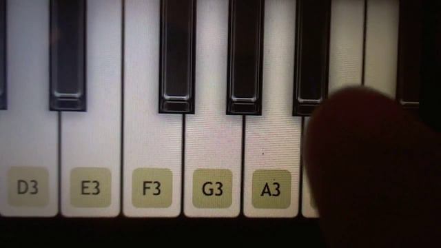 iPhone Piano смотреть онлайн