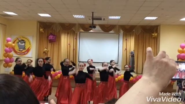 VLOG: Что произошло на отчетном концерте? Новый Танец/ Тверк? смотреть онлайн