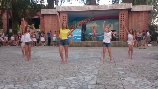 Песни 90х, "Радуга", 2 смена смотреть онлайн