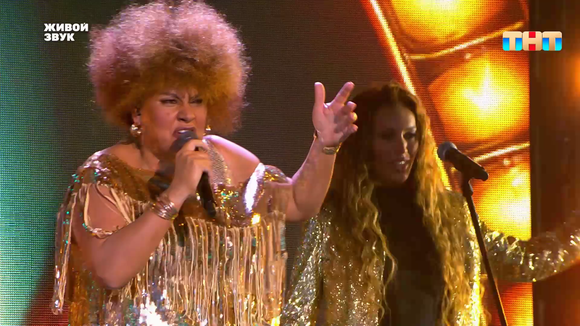 Перевоплощение в Тину Тёрнер — «Proud Mary» | ЯРЧЕ ЗВЁЗД смотреть онлайн