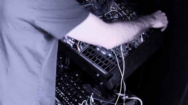 Grey Matters (a modular meandering) смотреть онлайн