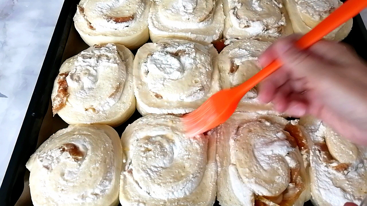 Булочки с Творогом и Карамельными ЯБЛОКАМИ. Нежные, воздушные просто чудо смотреть онлайн