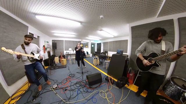 Amateur Musicians Munich - Nobody's Wife смотреть онлайн