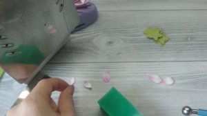 Брошь Яблоневый цвет из фоамирана. Цветы яблони с молдом и без него