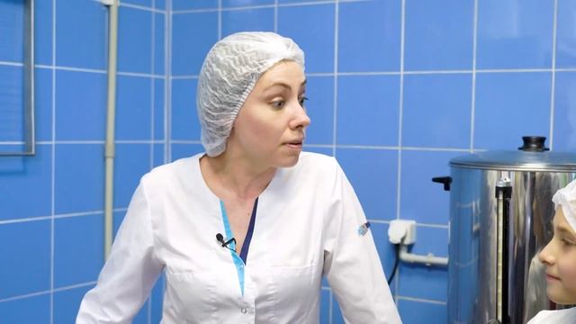 Как сварить сыр? Как стать экскурсоводом? Почему плесень дорогая? Экскурсовод и сыровар. Star Works смотреть онлайн