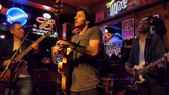 Guy King & Artur Menezes (Presented By Cadillac Zack) - Kind Hearted Woman - 12/9/19 Maui Sugar Mil смотреть онлайн