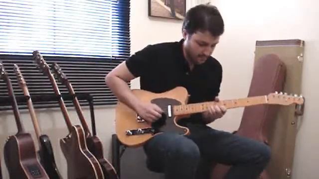 Fender Telecaster '52 Reissue & Peavey Classic 30 смотреть онлайн