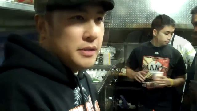 The WOW Truck Reported by: Paolo Subida смотреть онлайн